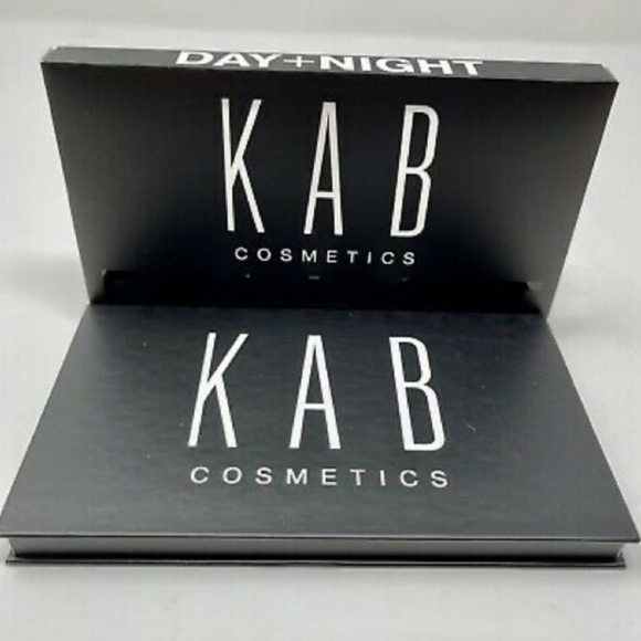 KAB Cosmetics Day + Night Eye Shadow Palette NEW - Picture 5 of 5